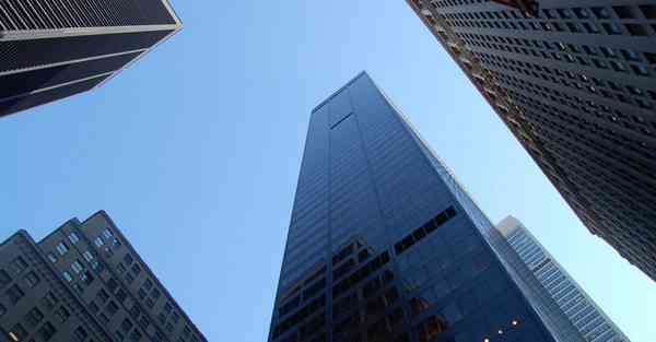 货车防冻液外翻,防冻液往外冒